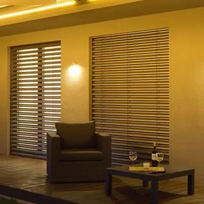 SAGA Raumausstattung ist seit 50 Jahren Spezialist für Gardinen, Bodenbelag, Sonnenschutz, Sonnensegel, Markisen, Pergola, Rolladen, Insektenschutz, Renovierung und Wasserschaden in Aschaffenburg