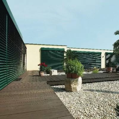Jalousienen | SAGA ist seit 50 Jahren Spezialist für Gardinen, Bodenbelag, Sonnenschutz, Sonnensegel, Markisen, Pergola, Rolladen, Insektenschutz, Wasserschaden, Renovierung und Raumausstattung in Aschaffenburg